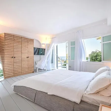 Σπίτι διακοπών Superb With Only 80 Meters Away From The Sea Ορνός
