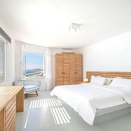 Superb With Only 80 Meters Away From The Sea