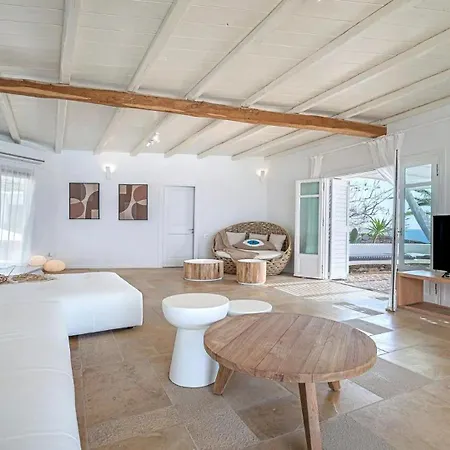 Σπίτι διακοπών Superb With Only 80 Meters Away From The Sea Ορνός