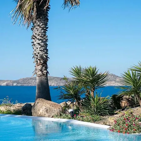 Σπίτι διακοπών Superb With Only 80 Meters Away From The Sea Ορνός