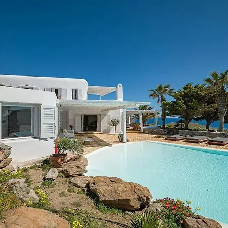 Superb With Only 80 Meters Away From The Sea Nyaraló *